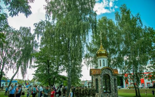 ФОТОРЕПОРТАЖ: На приходе Троицкого собора освятили новосооруженную часовню фото 1