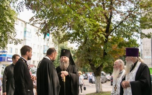 ФОТОРЕПОРТАЖ: На приходе Троицкого собора освятили новосооруженную часовню фото 4