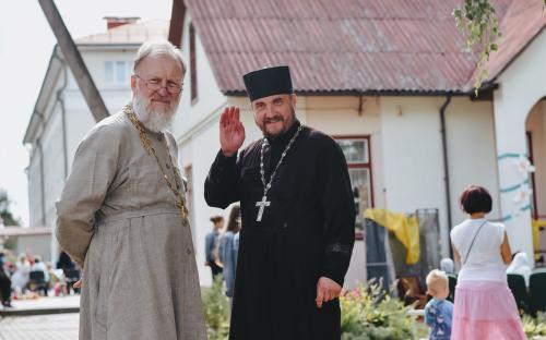 ФОТОРЕПОРТАЖ: В Жировичах состоялся праздник в честь Дня семьи, любви и верности фото 43
