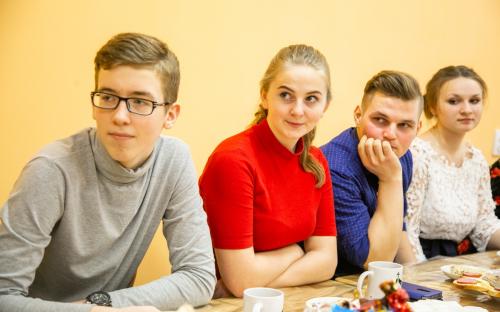 День православной молодежи прошел на приходе Свято-Троицкого собора фото 6