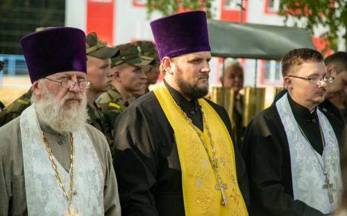 ФОТОРЕПОРТАЖ: На приходе Троицкого собора освятили новосооруженную часовню фото 25