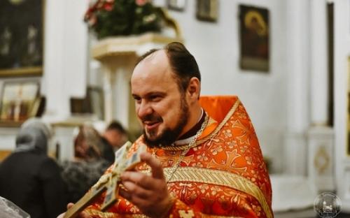 Поздравление настоятеля прихода в Неделю жен-мироносиц