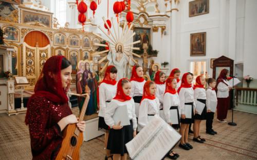 Пасхальный концерт детского хора состоялся в Свято-Троицком соборе г. Слонима