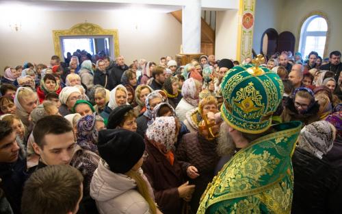 Настоятель прихода побывал на престольных торжествах в Лавришевском монастыре фото 21