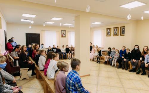 Онлайн-концерт воскресной школы Троицкого собора на Рождество Христово (07.01.2021) фото 4