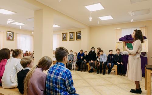 Онлайн-концерт воскресной школы Троицкого собора на Рождество Христово (07.01.2021) фото 5