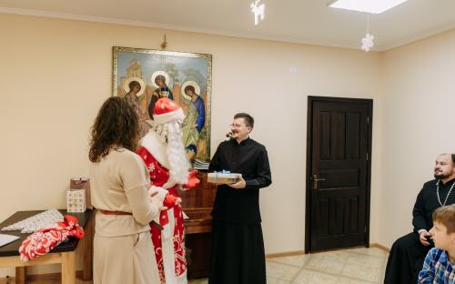 Онлайн-концерт воскресной школы Троицкого собора на Рождество Христово (07.01.2021) фото 21