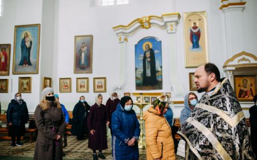 "Благообразный Иосиф с древа снем Пречистое Тело Твое": вынос Плащаницы Спасителя фото 7