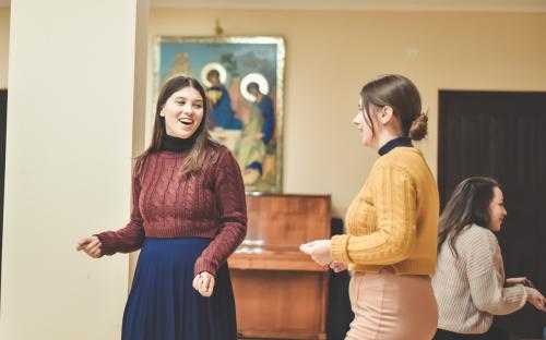 На приходе Троицкого собора состоялась встреча двух молодежных движений фото 10