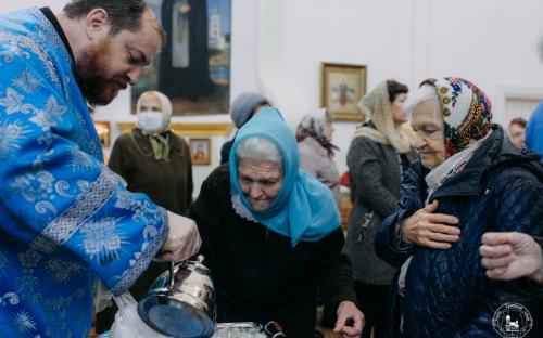 Праздник Покрова Пресвятой Богородицы на приходе Троицкого собора фото 13