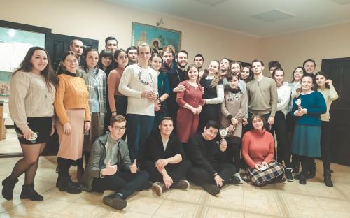 На приходе Троицкого собора состоялась встреча двух молодежных движений фото 28