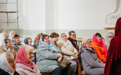 Пасхальный концерт детского хора состоялся в Свято-Троицком соборе г. Слонима фото 5