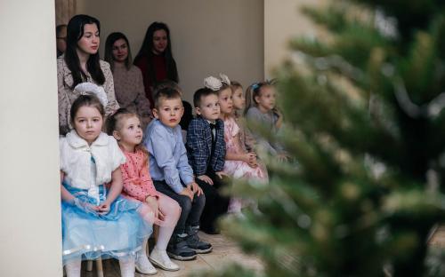 Приходской рождественский праздник состоялся в Троицком соборе Слонима фото 9