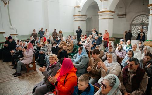 Пасхальный концерт детского хора состоялся в Свято-Троицком соборе г. Слонима фото 21