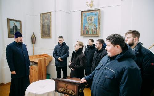 Приходы Слонимщины посетили студенты Минской духовной семинарии фото 23
