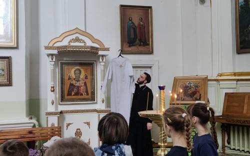 Практическое занятие прошло для воспитанников воскресной школы Троицкого собора фото 3
