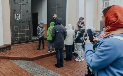 Воспитанники воскресной школы Троицкого собора побывали на Новогрудской земле фото 5