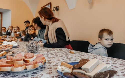 Воспитанники воскресной школы Троицкого собора побывали на Новогрудской земле фото 18
