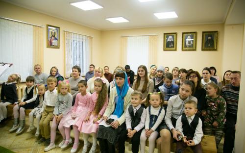 "Остановись мгновенье": состоялся творческий вечер Воскресной школы фото 6
