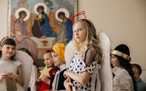 Приходской рождественский праздник состоялся в Троицком соборе Слонима фото 13