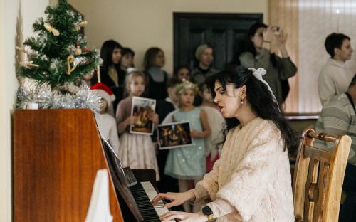 Приходской рождественский праздник состоялся в Троицком соборе Слонима фото 16