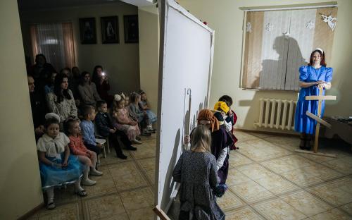 Приходской рождественский праздник состоялся в Троицком соборе Слонима фото 17