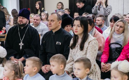 Приходской рождественский праздник состоялся в Троицком соборе Слонима фото 26