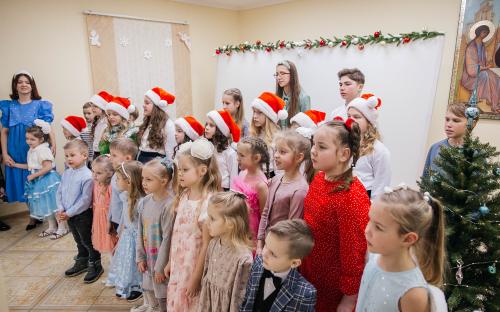 Приходской рождественский праздник состоялся в Троицком соборе Слонима фото 67