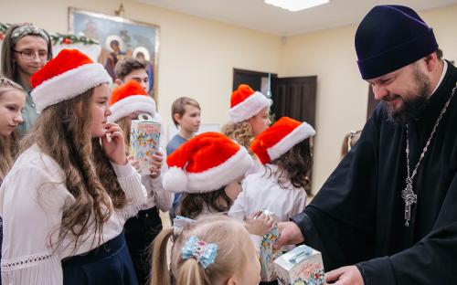 Приходской рождественский праздник состоялся в Троицком соборе Слонима фото 70