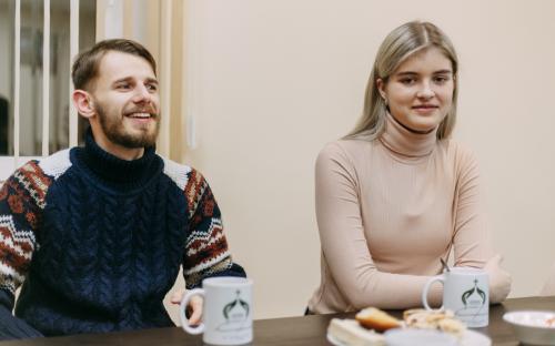 На приходе прошла воскресная встреча молодежи с настоятелем фото 9