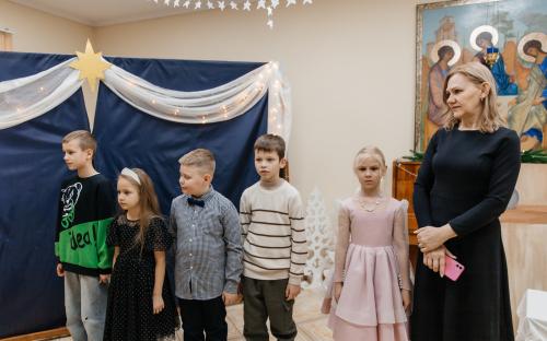В приходском духовно-просветительском центре состоялся праздничный концерт детской воскресной школы фото 18