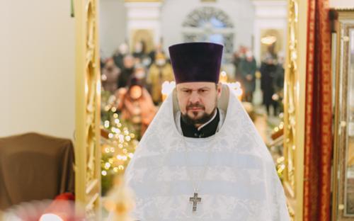 Христос рождается, — славьте!: Рождество Христово на приходе Троицкого собора фото 2