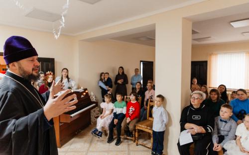 В приходском духовно-просветительском центре состоялся праздничный концерт детской воскресной школы фото 50