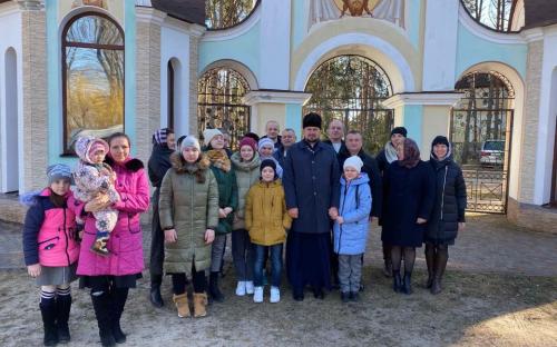 Паломники из Свято-Троицкого собора посетили Лавришевский монастырь фото 7