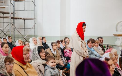 Пасхальный концерт детского хора состоялся в Свято-Троицком соборе г. Слонима фото 31