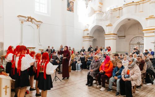 Пасхальный концерт детского хора состоялся в Свято-Троицком соборе г. Слонима фото 36