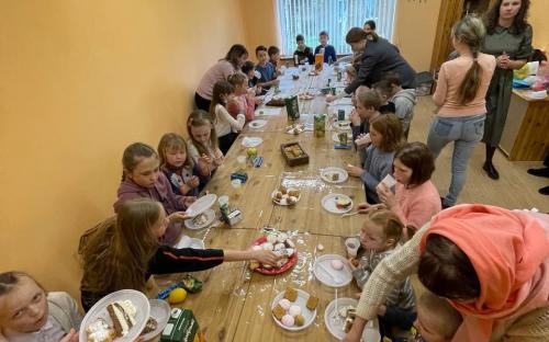 Праздник Пасхи в воскресной школе Троицкого прихода фото 30