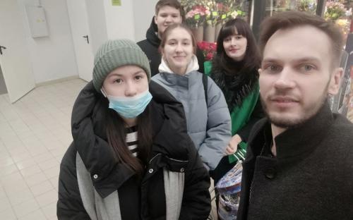 "Дари радость на Рождество": Троицкий собор принял участие в епархиальной акции фото 19