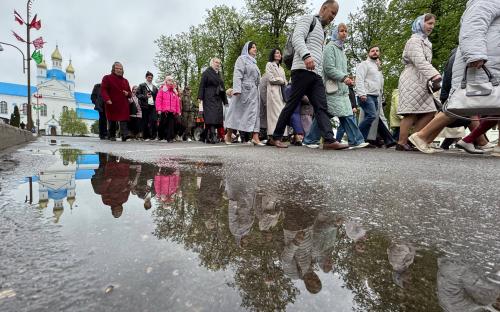 Крестный ход в День Победы прошел в Слониме фото 39