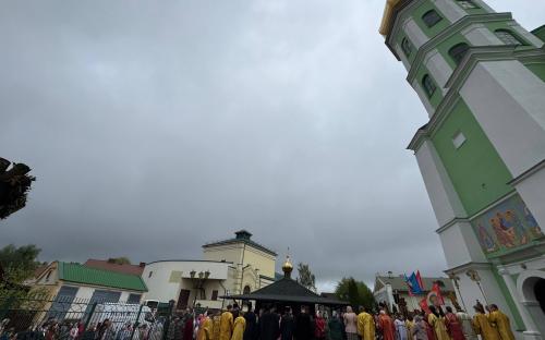 Крестный ход в День Победы прошел в Слониме фото 46